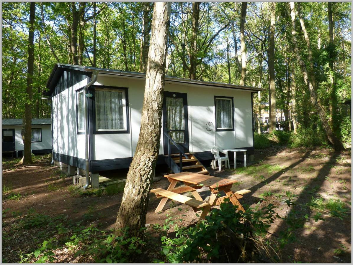 Ddr Bungalow Direkt Am Strand Auf Ruegen Dranske Buitenkant foto
