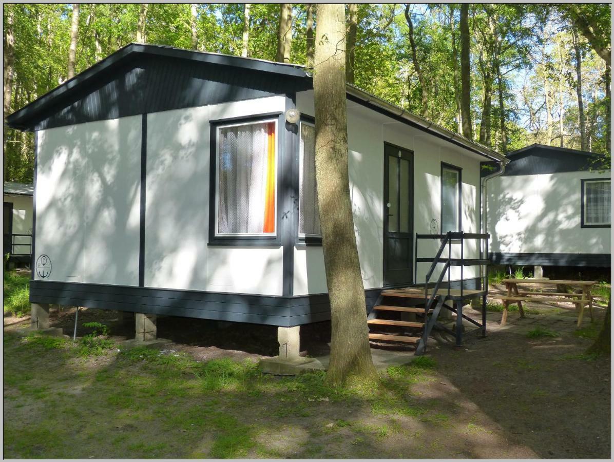 Ddr Bungalow Direkt Am Strand Auf Ruegen Dranske Buitenkant foto